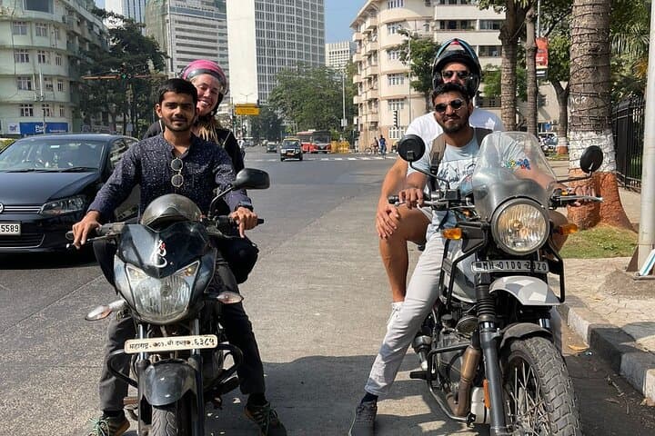Mumbai Motorbike Sightseeing: Fast-Track City Highlights on Two Wheels photo 6