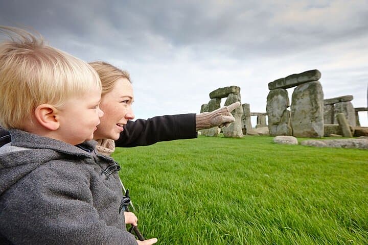 Stonehenge and Windsor Day Tour from London: History, Hands-On Views & Practical Tips photo 6