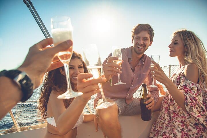 Private Barcelona Sailing with Cava: Port Olímpic J80 Charter