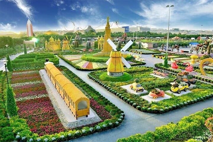 Dubai Miracle Garden: Skip-the-Line Tickets for 50 Million Blooms photo 5
