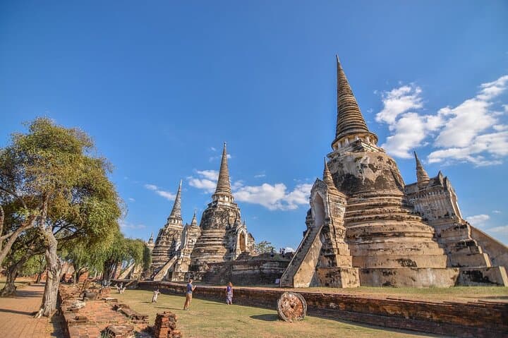 Eco-friendly Ayutthaya Bicycle Tour: Half-Day Temple Ride & Local Lunch photo 6