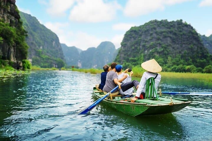 Ninh Binh Luxury Day Tour: Trang An, Hang Mua & Bich Dong — Practical Guide photo 4