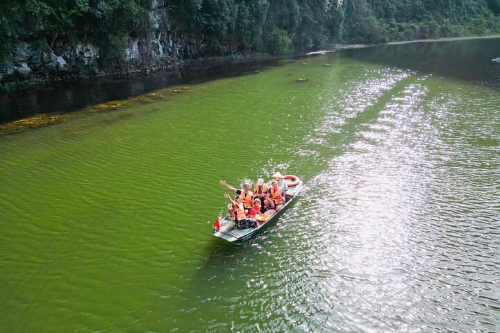Ninh Binh Luxury 1-Day Tour: Trang An, Bich Dong & Tam Coc Cycling photo 3