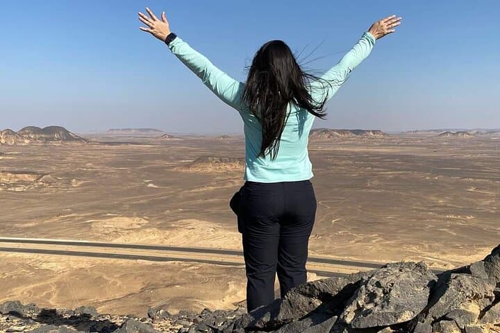 White Desert Safari & Djara Cave Camping: 4-Day Bahariya Oasis Expedition photo 3