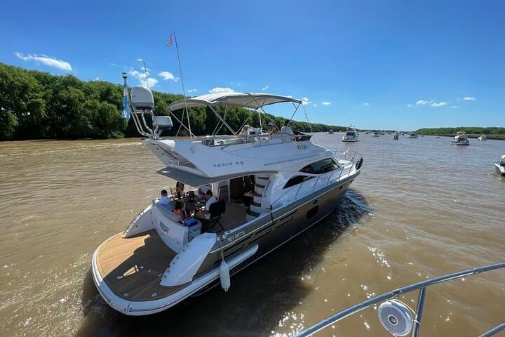 Private Navigation on the Tigre Delta: Custom Boat Tours on the Paraná River photo 3