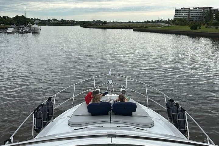Private Navigation on the Tigre Delta: Custom Boat Tours on the Paraná River photo 2