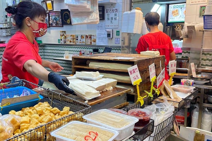 Kowloon Vegetarian Food & Cultural Walking Tour — Plant-Based Eats in Hong Kong photo 3
