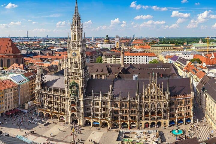 Munich in Four Hours: Private Half-Day City Tour with Hotel Pickup photo 5