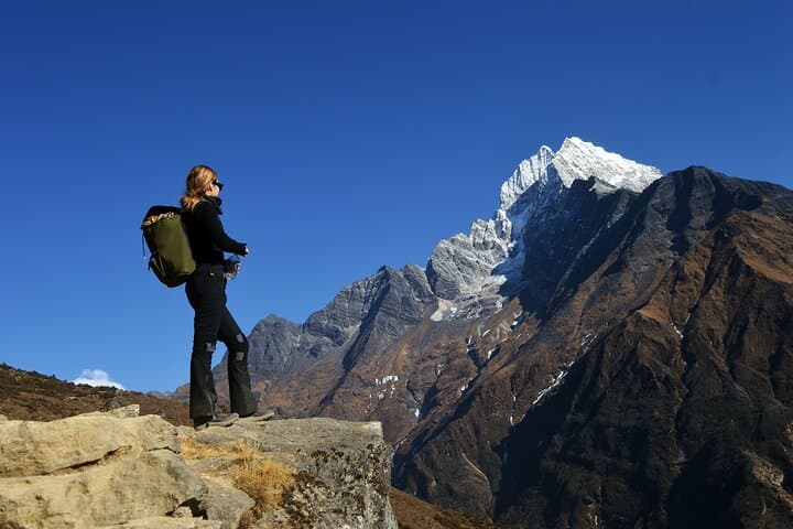Everest 5-Day Trek to Hotel Everest View — Lukla, Namche & Himalayan Panorama