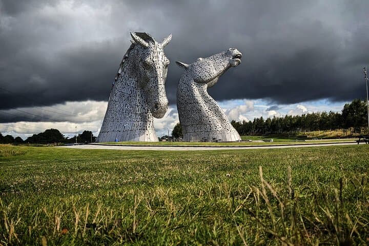 Stirling Castle, Highlands & Dewar's Whisky: 10-Hour Private Tour from Edinburgh