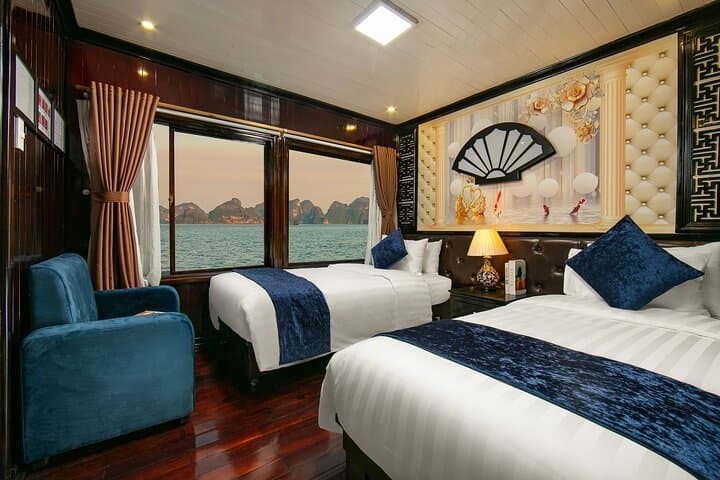 3-Day Ha Long Bay & Lan Ha Bay Cruise: Kayak, Caves and Cat Ba Island photo 3