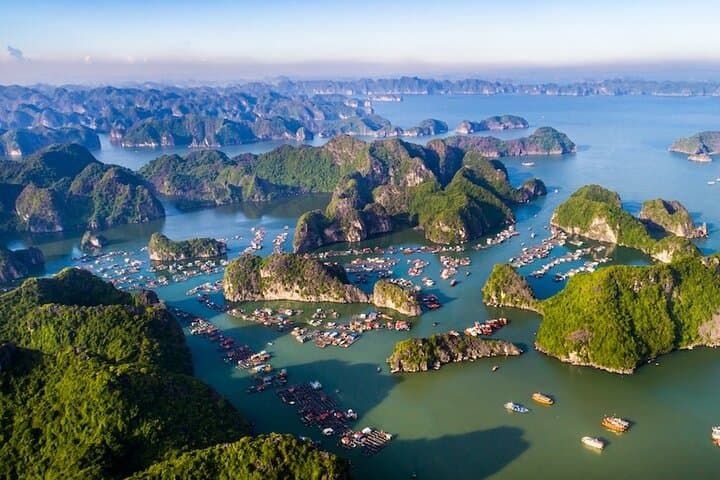 3-Day Ha Long Bay & Lan Ha Bay Cruise: Kayak, Caves and Cat Ba Island photo 2