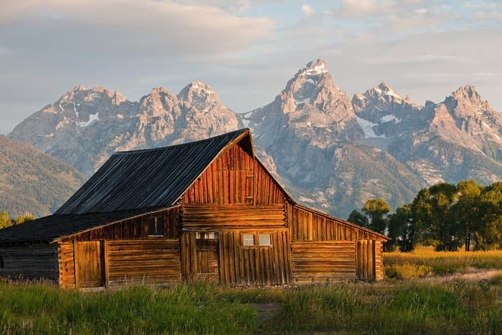 Grand Teton Full-Day Small-Group Tour & Hike — Mormon Row, Oxbow Bend & Signal Mountain photo 5