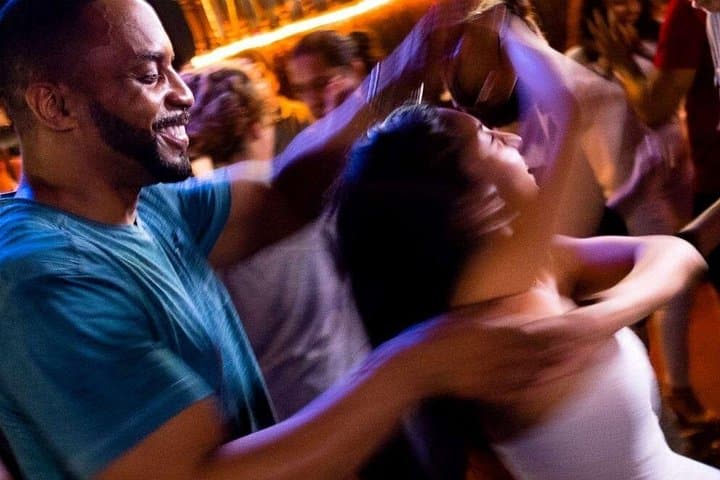 Salsa Class & Nightlife Tour in San Juan — Rooftop Cocktail to Live Band photo 3