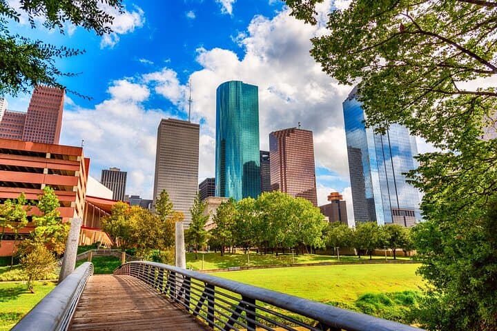 Romantic Private Walking Tour in Houston: Discovery Green, Cistern & Sabine Bridge photo 2