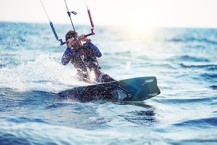 Kitesurfing Lessons in Cartagena: 90-Min Beginner Kiteboarding at Windspot Beach Club photo 4