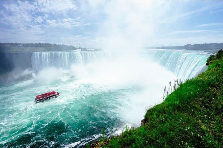Niagara Falls Day & Evening Tour from Toronto — Hornblower Cruise, Table Rock & Fireworks photo 2