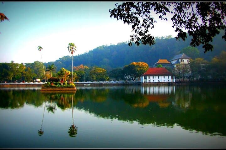 3-Day Sri Lanka Highlights Tour — Sigiriya, Kandy & Nuwara Eliya photo 3