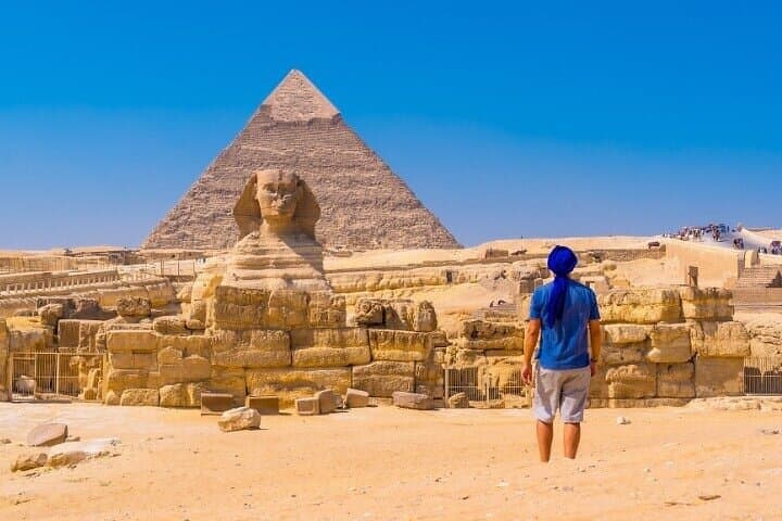 Private Cairo Tour — Pyramids, Sphinx, Egyptian Museum & Khan el-Khalili