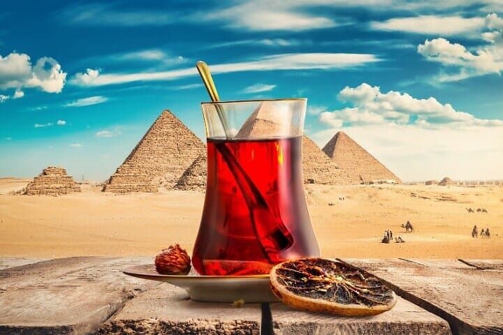 Private Cairo Tour — Pyramids, Sphinx, Egyptian Museum & Khan el-Khalili photo 3