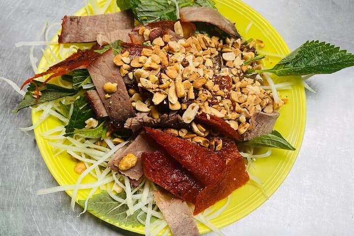 Hanoi Street Food Tour & Train Street Experience: A 3–4 Hour Old Quarter Walking Feast photo 2