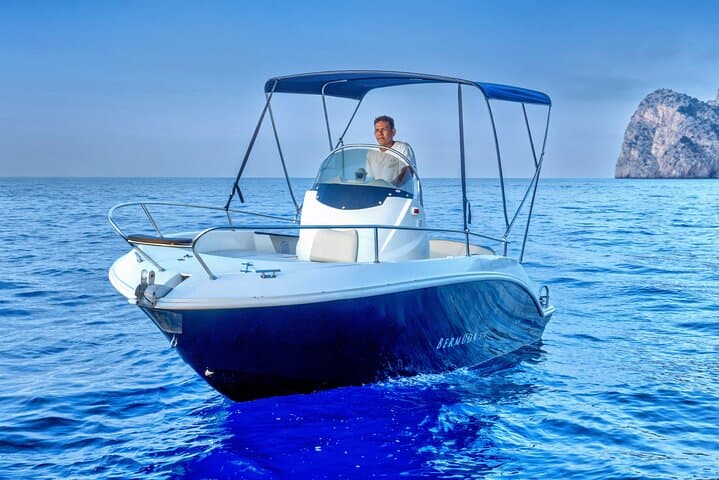 Private Amalfi Coast Speedboat Tour from Positano — 4-Person Excursion photo 2