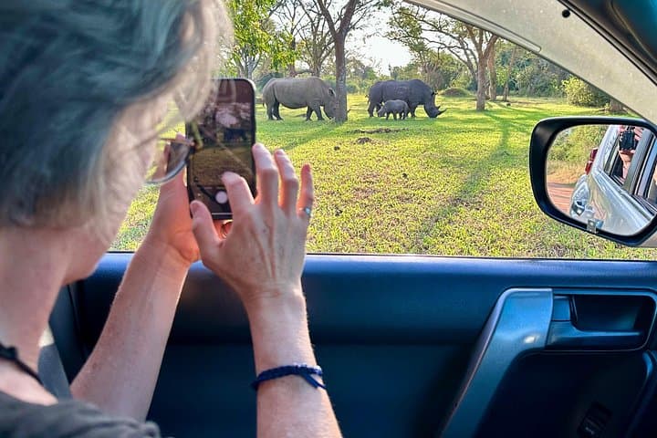 Ziwa Rhino Trekking: 1-Day Budget Rhino Walk from Kampala