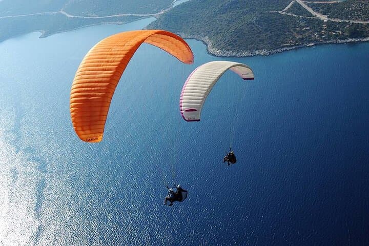 Paragliding From Side to Alanya: Tandem Flight Over Cleopatra Bay photo 3