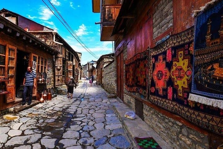 Full-Day Shamakhi & Lahij Private Tour — Diri Baba, Juma Mosque & Lahij Crafts photo 2