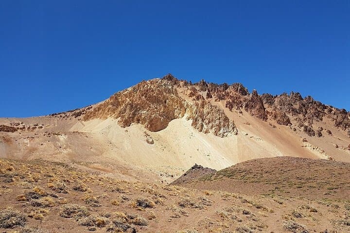 Summit Trek to Cerro Arenales: Day Hike in Vallecitos, Mendoza photo 4