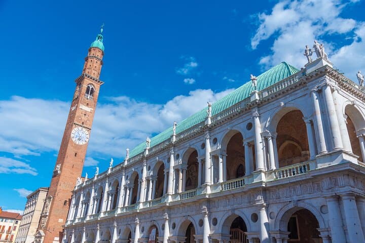 Family-Friendly Vicenza Walking Tour for Kids — Basilica Palladiana & Salvi Gardens photo 4