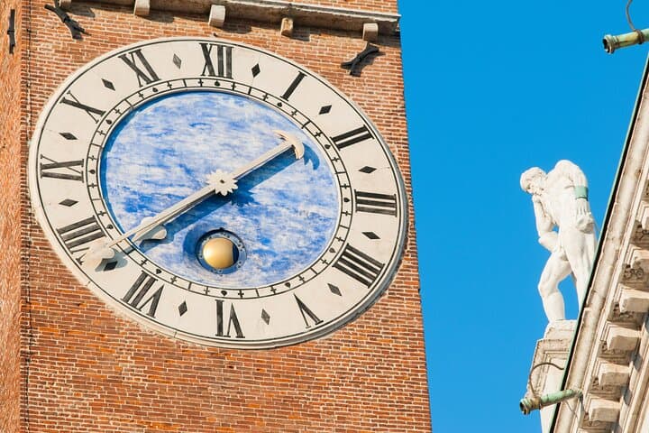 Family-Friendly Vicenza Walking Tour for Kids — Basilica Palladiana & Salvi Gardens photo 6