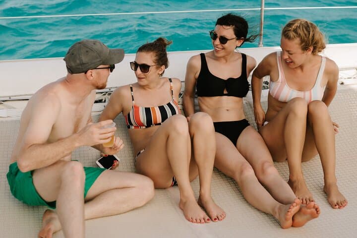 Catamaran to Isla Mujeres: Open Bar, Snorkel & Beach Club Lunch
