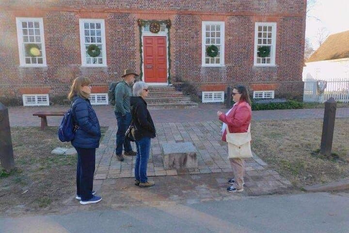 The Reverend and the Millionaire: Colonial Williamsburg Restoration Walking Tour photo 2