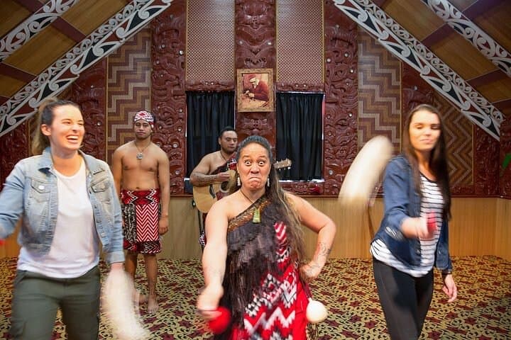 Te Puia Rotorua: Private Geothermal Wonders & Māori Arts Tour photo 4