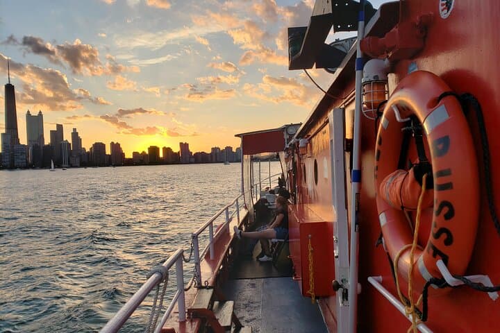 Chicago Fireboat River & Lake Cruise Aboard the Fred A Busse — Architecture & Fire History photo 3