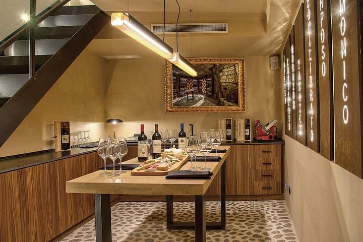 Campania Wine Tasting & Masterclass in Sorrento — Taste Vesuvius and Local Pairings photo 3