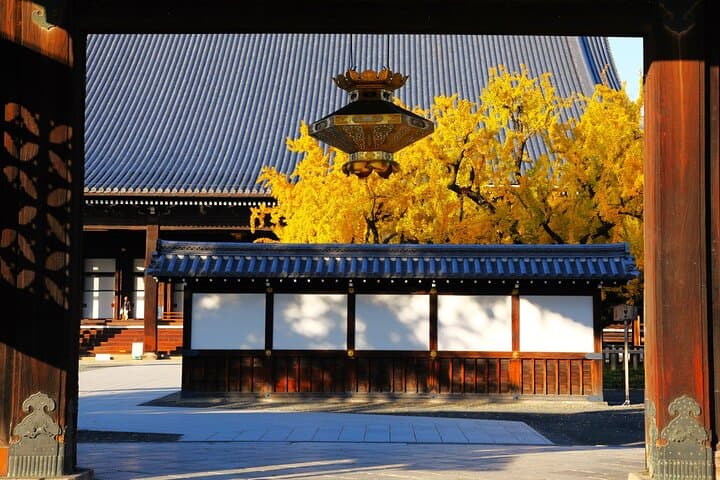 Kyoto in a Day by eBike: East Course Shogun Legacy Cycling Tour photo 6