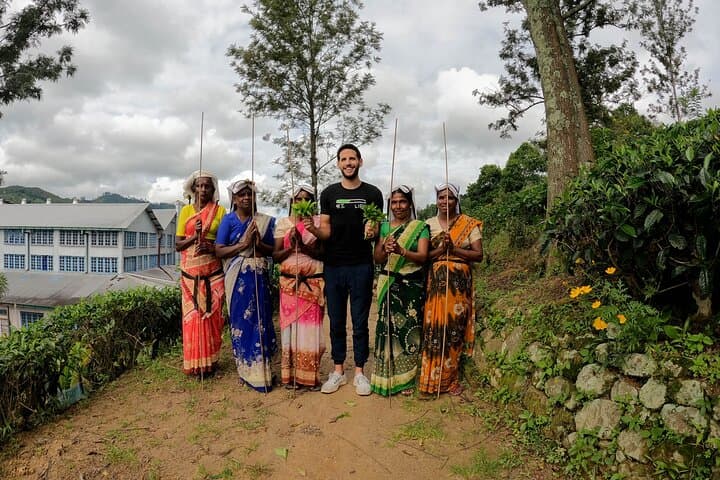 Tea Plantation Tour in Ella: Hands-On Ceylon Tea Experience at Sky Café photo 5