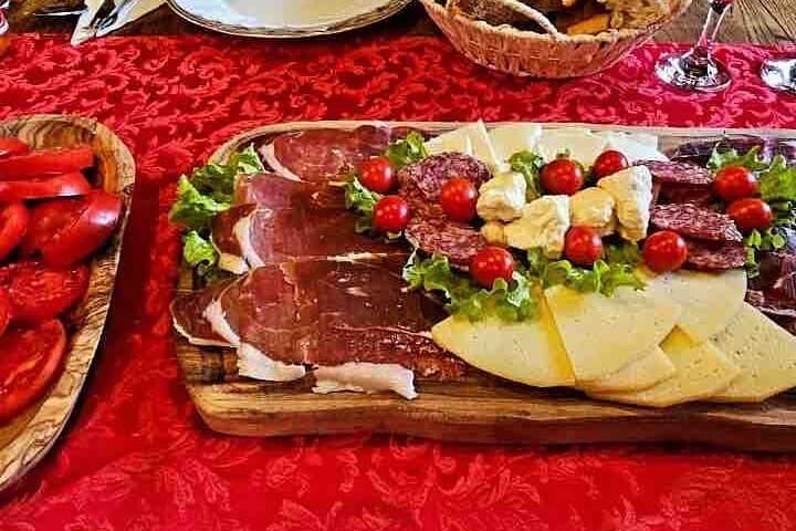 Private Authentic Family Farm-to-Table Culinary Tour from Dubrovnik to Split photo 3