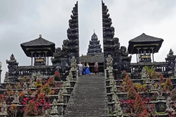 Besakih Temple Guided Visit with Private Transfer and Lunch — Bali's Mother Temple