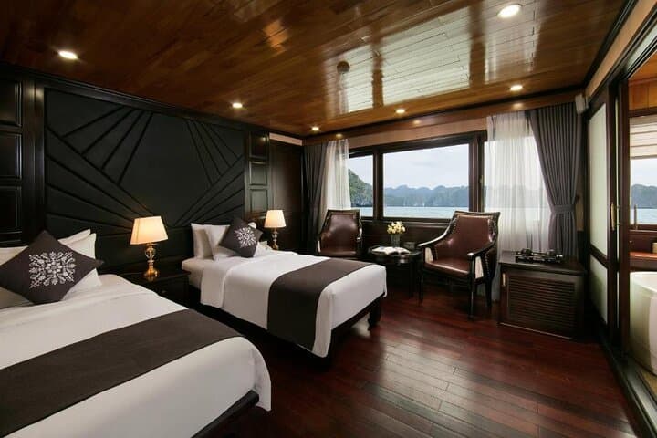 La Regina 2-Day Halong Bay Cruise: Luxury, Kayaking & Sung Sot Cave photo 3