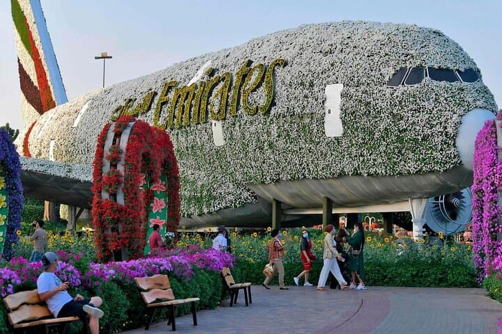 Visiting Dubai Miracle Garden: Guide to the World's Largest Natural Flower Display