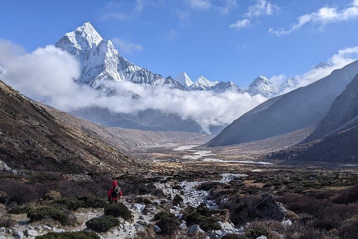 Everest Base Camp Trek 15-Day: Classic Sherpa Tea-House Journey to Kala Patthar photo 1