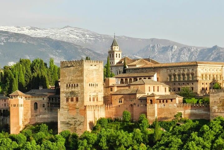 Alhambra & Generalife Day Tour from Malaga Port — Guided Visit to Granada's Nasrid Palaces photo 3