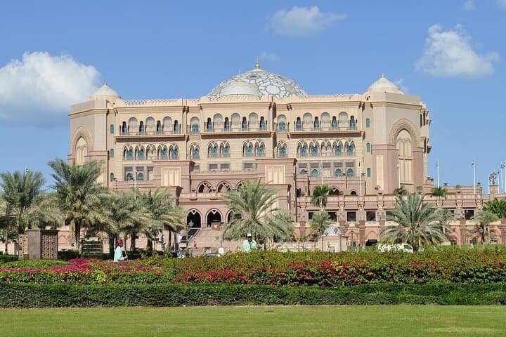 Private Abu Dhabi City Tour from Dubai — Sheikh Zayed Mosque, Corniche & Heritage photo 2