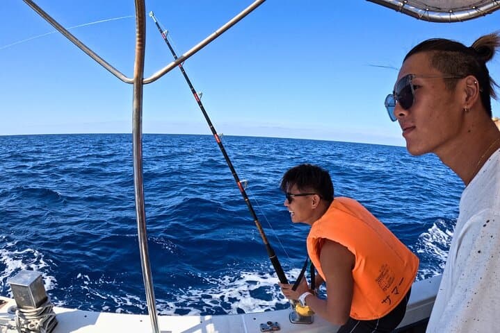 Maeda Fishing Port Trolling Charter — 3-Hour Tuna, Mahi‑Mahi & Bonito Adventure photo 5