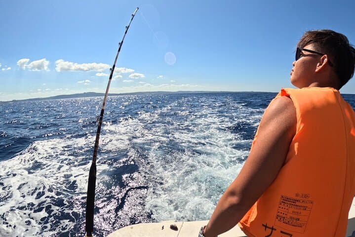 Maeda Fishing Port Trolling Charter — 3-Hour Tuna, Mahi‑Mahi & Bonito Adventure photo 6