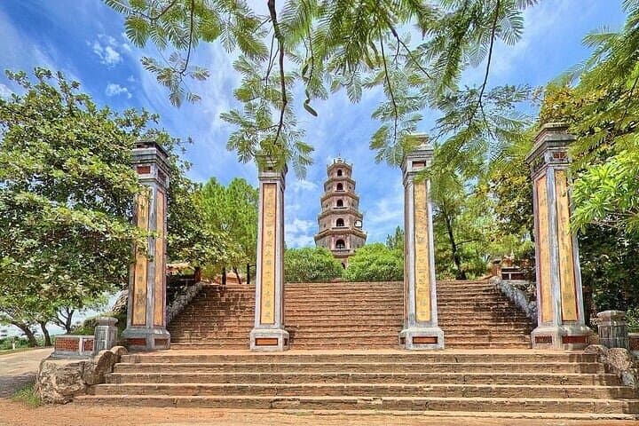 Explore Hue Imperial City: Private Full-Day Expedition Along the Perfume River