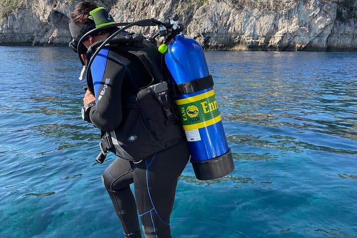 Taormina Discover Scuba Diving: Intro Dives from Giardini Naxos Harbor photo 2